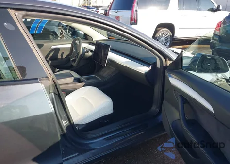 2022 Tesla Model 3 Long Range Dual Motor All-Wheel Drive from USA, damaged, VIN 5YJ3E1EB1NF111101